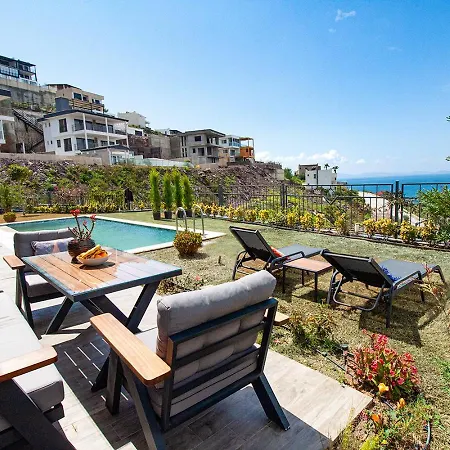 Villa Royal-1 *